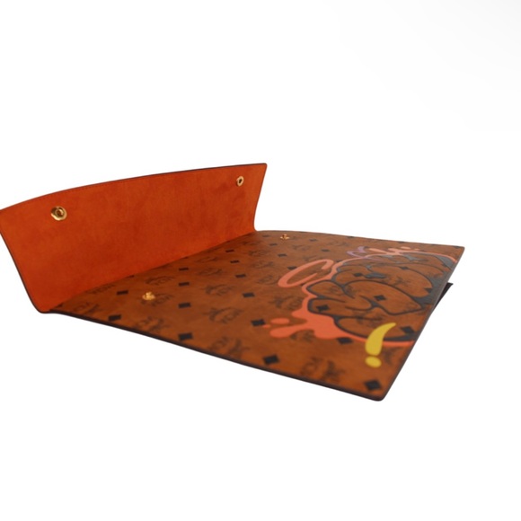 MCM LEATHER ENVELOPE BAG - Picture 3 of 6